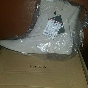 Zara Ankle Suede Bootie